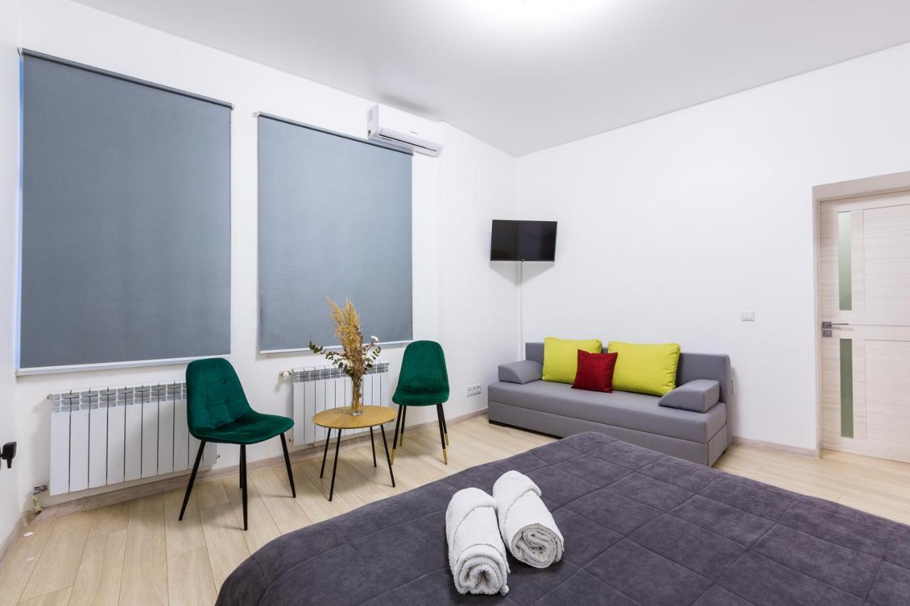 Vodna White Apartment Lviv Eksteriør billede