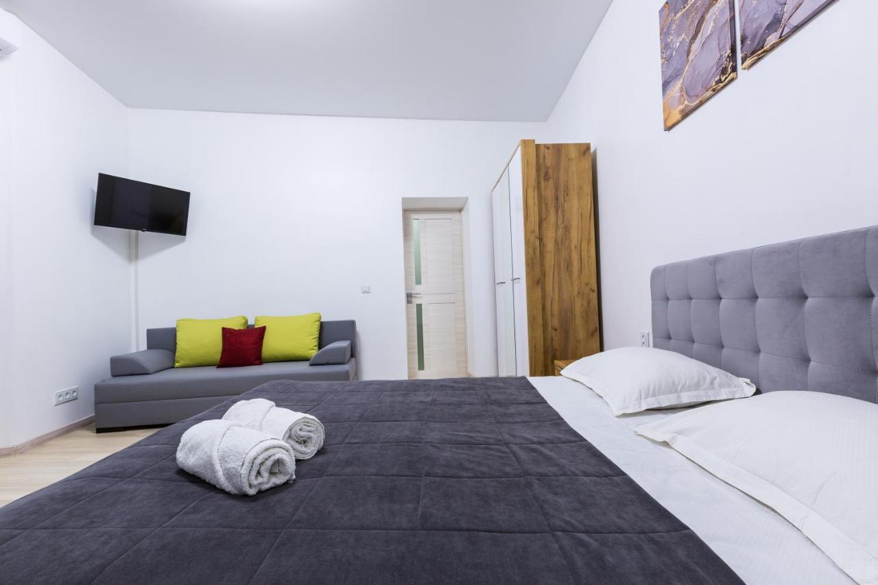 Vodna White Apartment Lviv Eksteriør billede